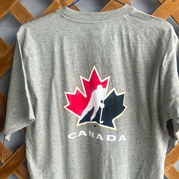 nike team canada hockey tee shirt
